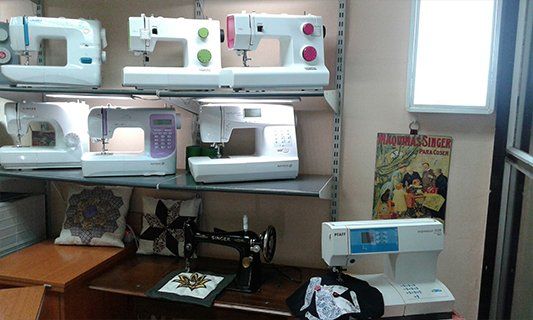Máquinas de Coser Yela variedad de máquinas de coser
